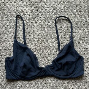 ACACIA // Manhattan Top